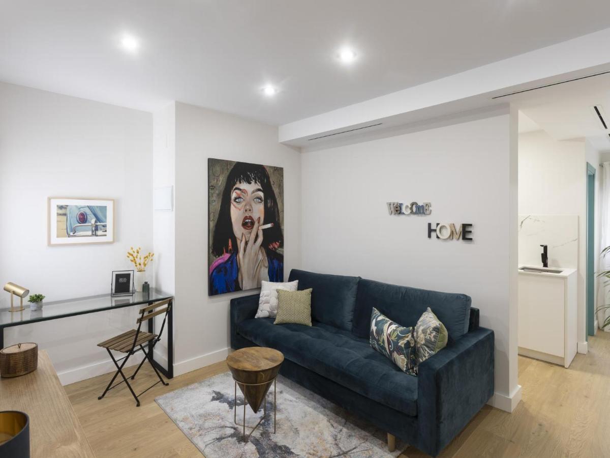 Beautiful Blue Triana Apartment Севиля Екстериор снимка