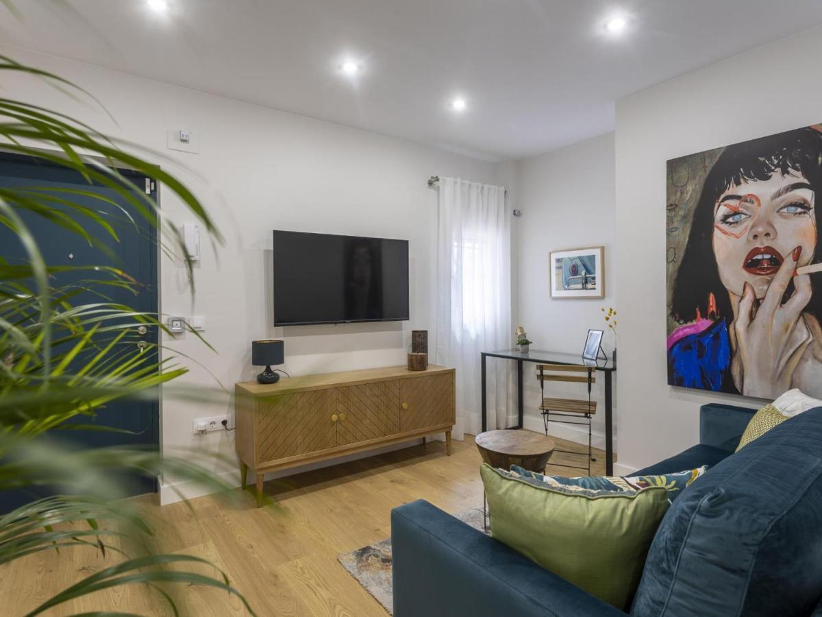 Beautiful Blue Triana Apartment Севиля Екстериор снимка