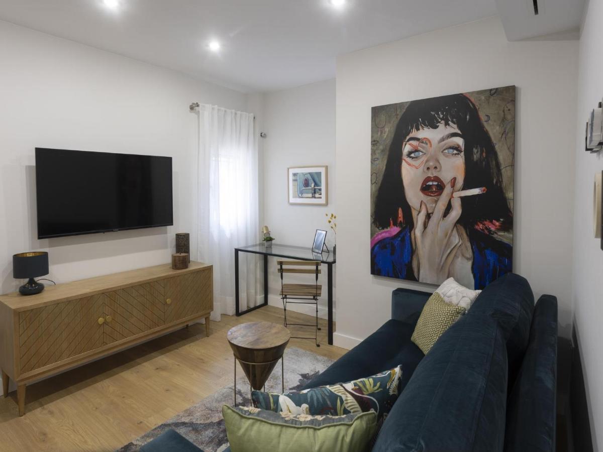 Beautiful Blue Triana Apartment Севиля Екстериор снимка