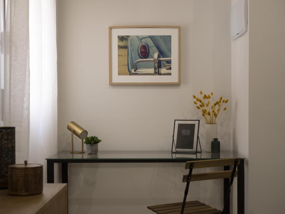 Beautiful Blue Triana Apartment Севиля Екстериор снимка